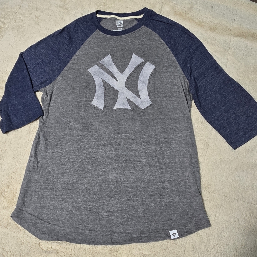MLB New York Yankees Raglan tee NY Jersey Style tShirt, M